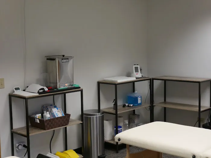 Colorado Injury & Pain Center Picture 9