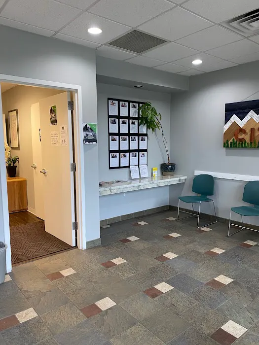 Colorado Injury & Pain Center Picture 8