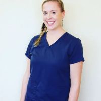 Daniels Chiropractic ico