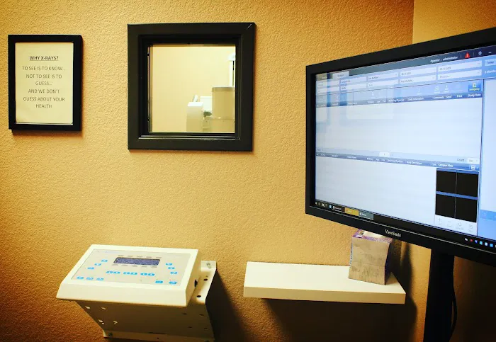 Daniels Chiropractic Picture 9