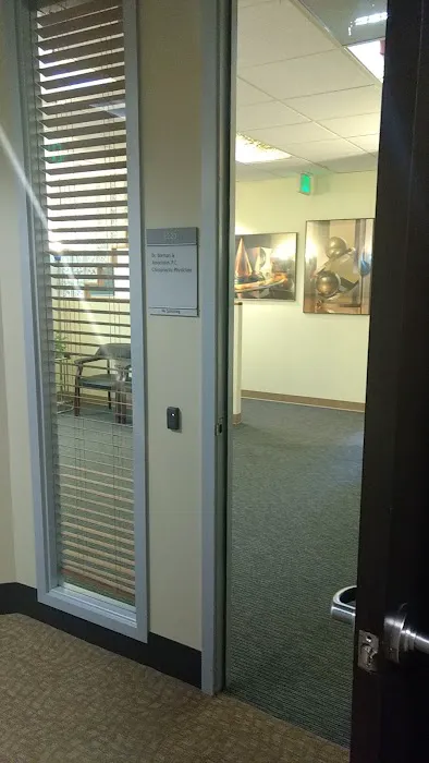 Dr Borman & Associates Chiropractic and Naturopathic Clinic Picture 1