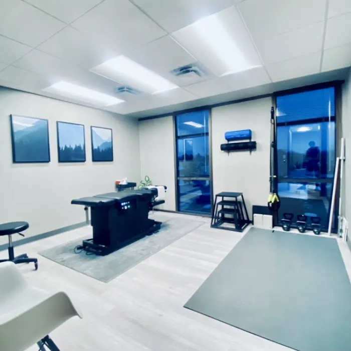 Denver Spine & Performance Picture 2