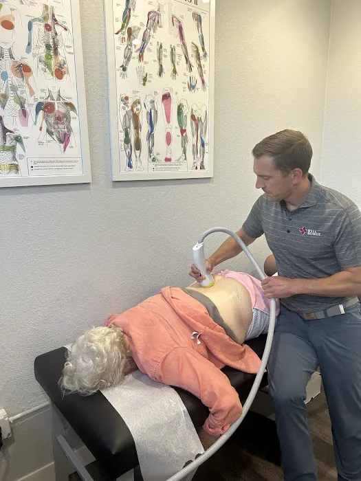 Well Beings Integrative Medicine: West Denver Knee, Back, and Joint Pain Specialists Picture 6