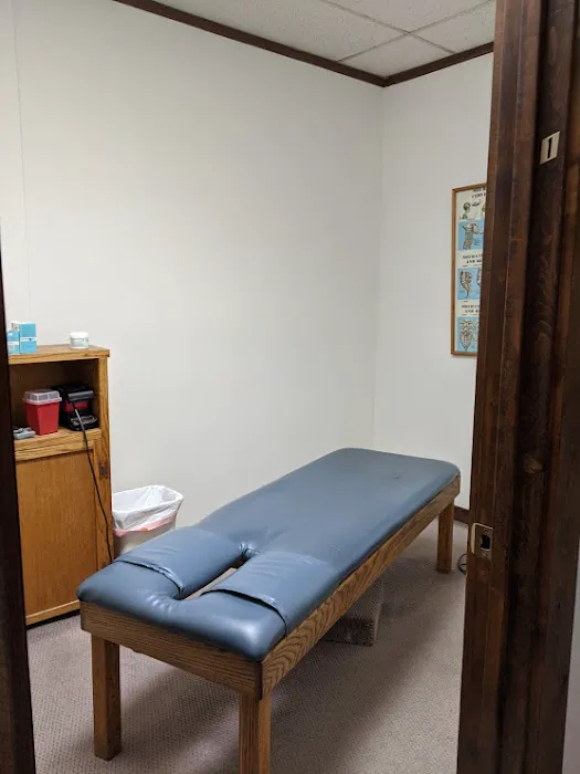 Aurora Central Chiropractic Picture 4