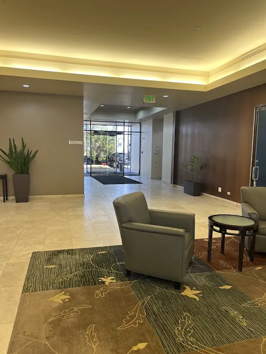 Denver Integrated Spine Center - Denver Chiropractors Picture 2