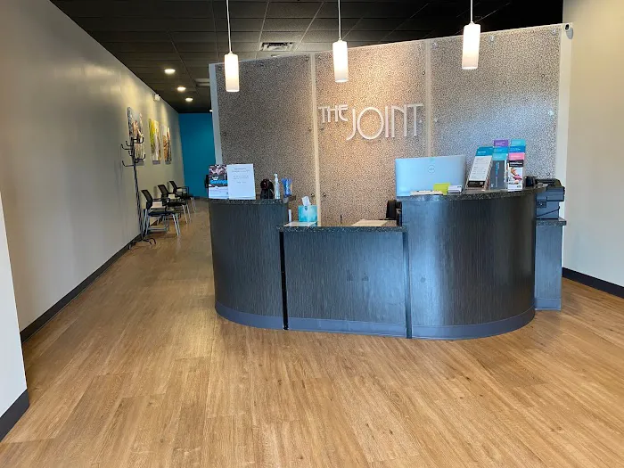 The Joint Chiropractic Picture 7