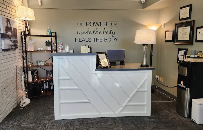 Saylor Chiropractic Picture 1