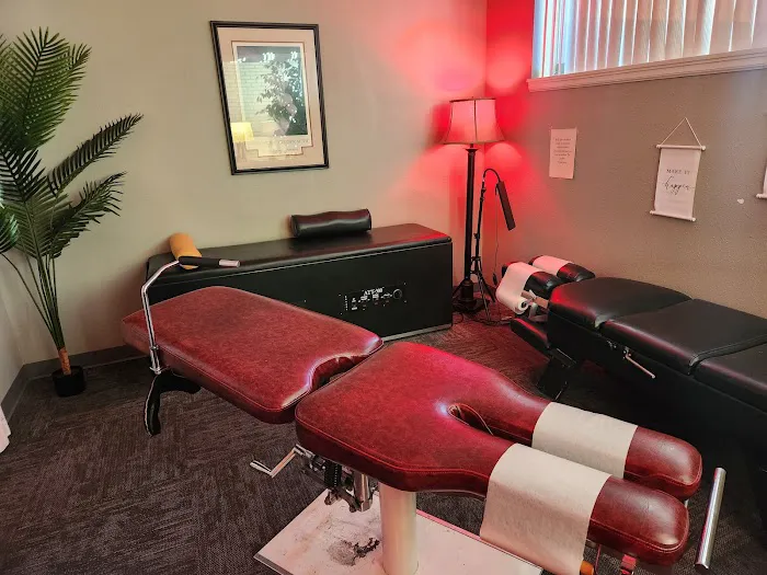 Saylor Chiropractic Picture 2