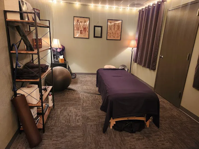 Saylor Chiropractic Picture 4