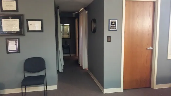 Saylor Chiropractic Picture 8