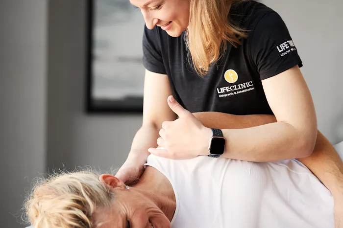 LifeClinic Chiropractic & Rehabilitation - Denver West, CO Picture 9