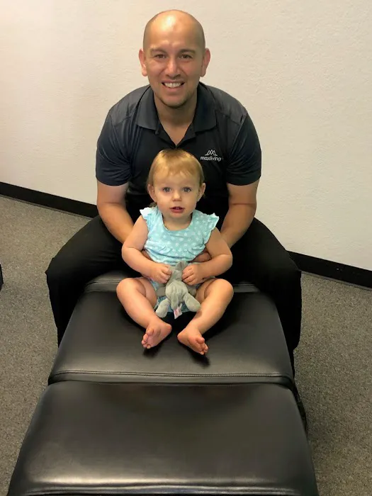 De Leon Family Chiropractic Picture 2