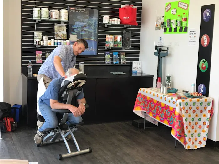 De Leon Family Chiropractic Picture 10