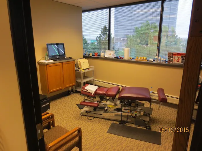 HealthSource Chiropractic of Denver DTC Picture 2