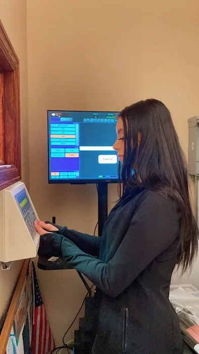 Westminster Spine + Injury + Laser Center Picture 9