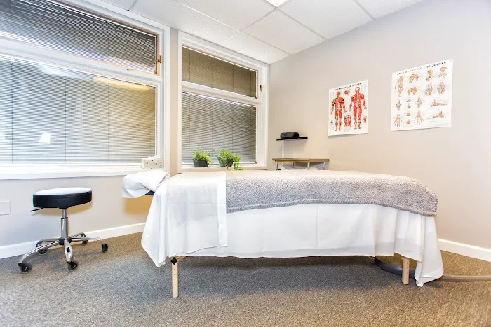 Greenwood Village Spine, Injury, and Chiropractic Picture 9
