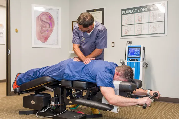 Roots Health Center Picture 9