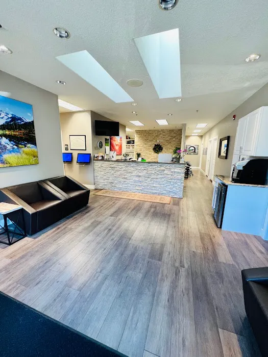 Summit Medical Care Center Picture 7