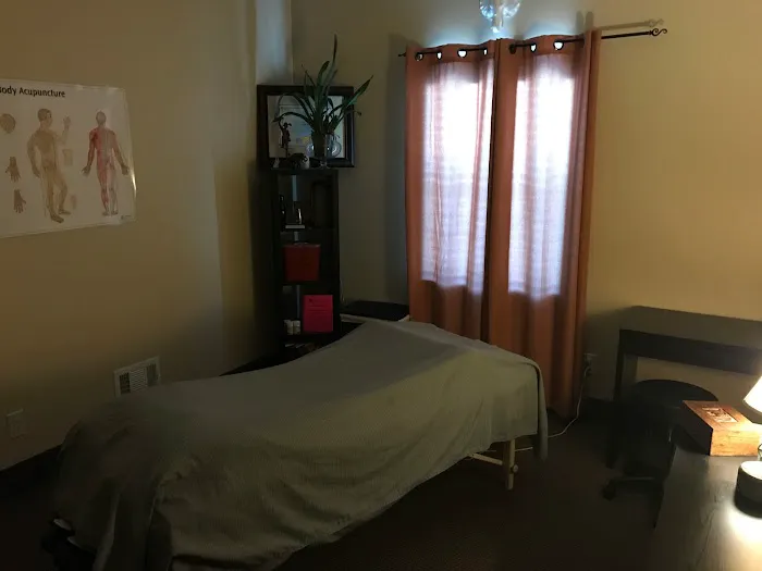Healthy Spine Family Chiropractic Picture 1