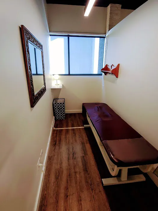 Clarity Chiropractic Picture 4