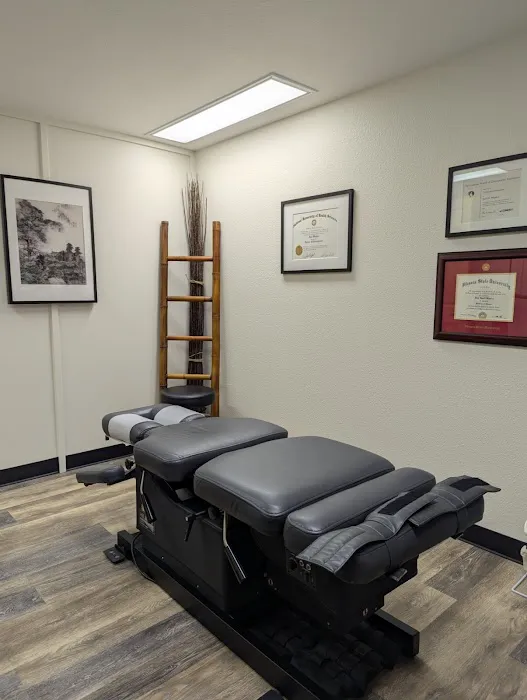 Whalen Chiropractic and Rehabilitation Picture 5
