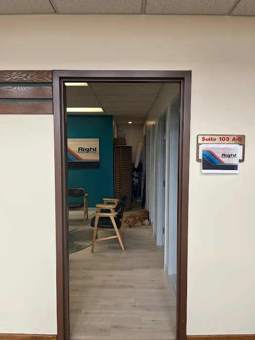 Right Health Clinic Picture 9