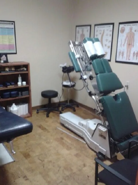Waggoner Chiropractic Health Center Picture 2