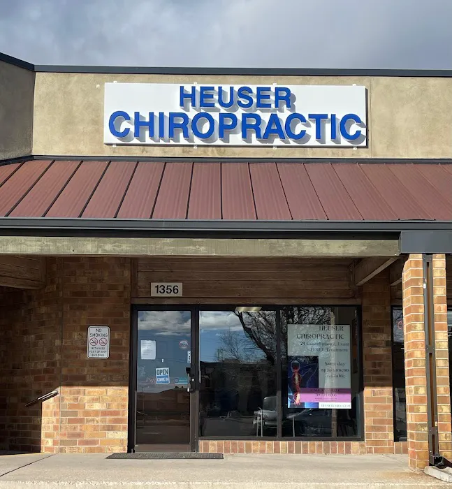 Heuser Chiropractic Health and Auto Accident Recovery Center Picture 10