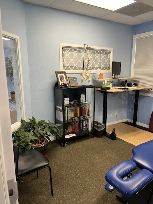 NeuroAthlete & Chiropractic Clinic Picture 6