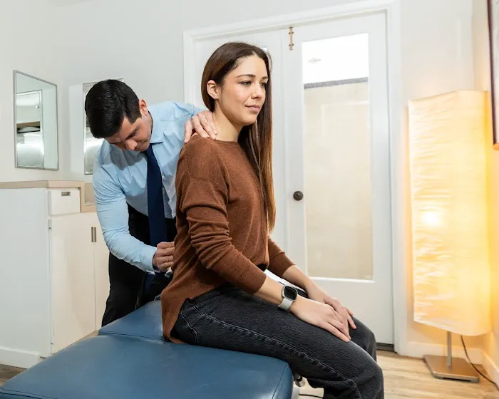 Oakbay Chiropractic Picture 2