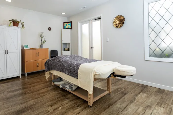 Oakbay Chiropractic Picture 4