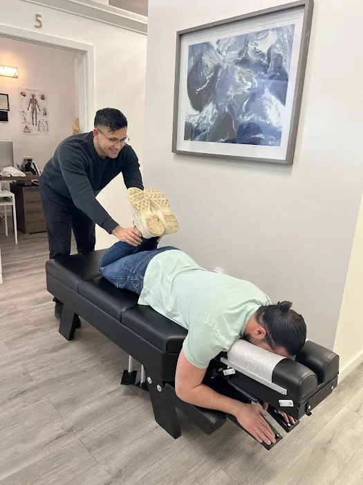 Accident Care & Pain Relief Center of Oakland Picture 6