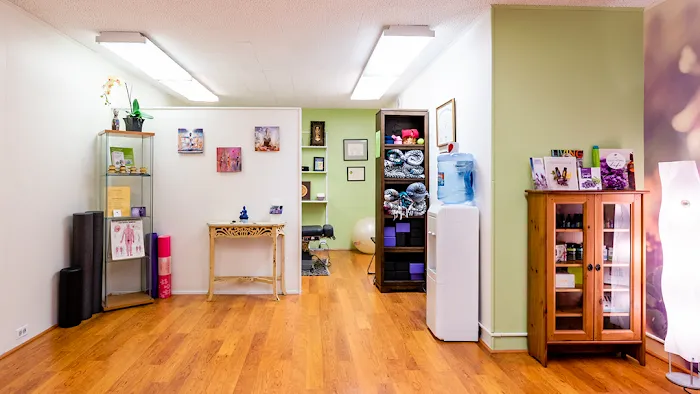Divine Alignment Chiropractic Laurie Klein DC Picture 10