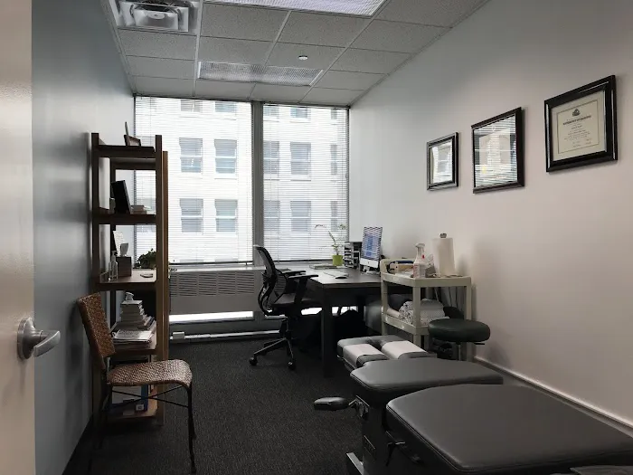 Chicago Spine and Joint Care Picture 4