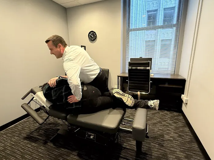 Loop Spine & Sports Center Picture 9