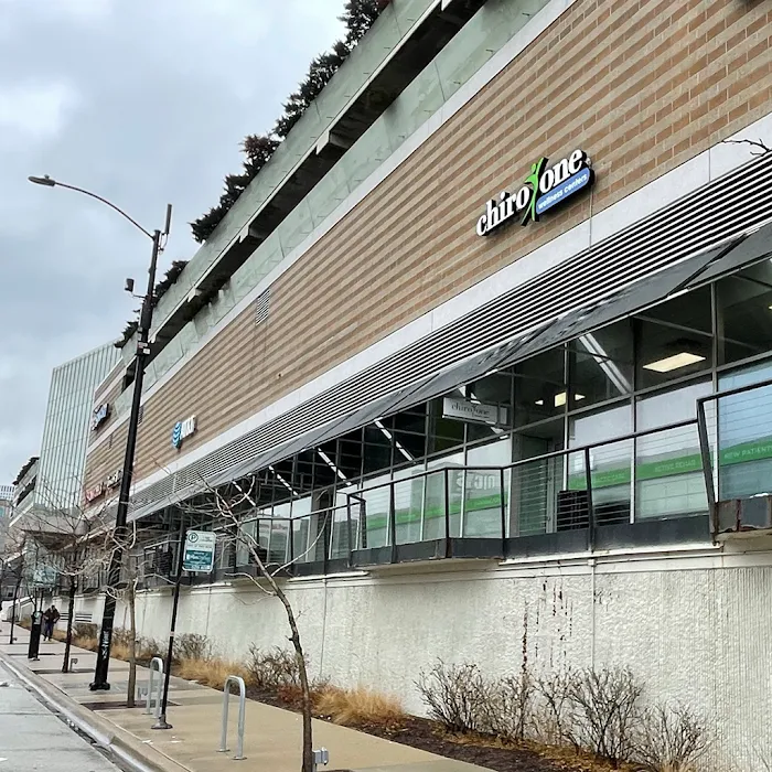 Chiro One Chiropractic & Wellness Center of South Loop Picture 10