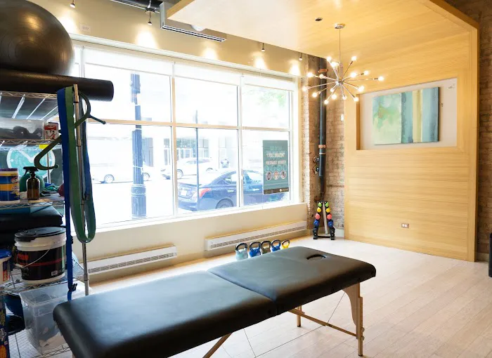 Aligned Modern Health Picture 9