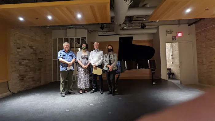 Aligned Modern Health Picture 3