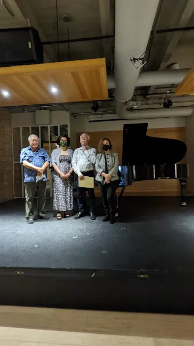 Aligned Modern Health Picture 1