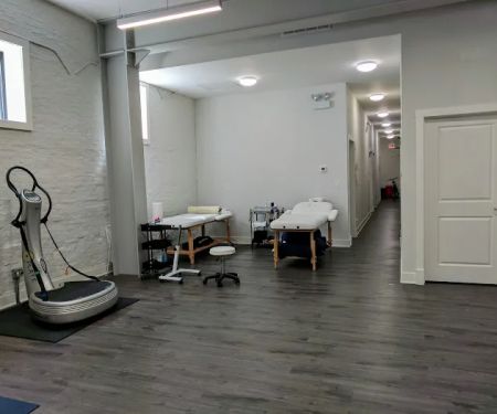 Hu014dl Health Studio