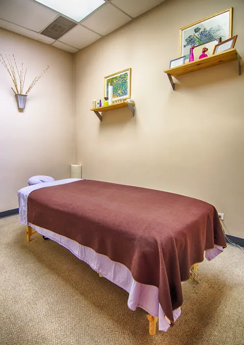 University Village Chiropractic Picture 5