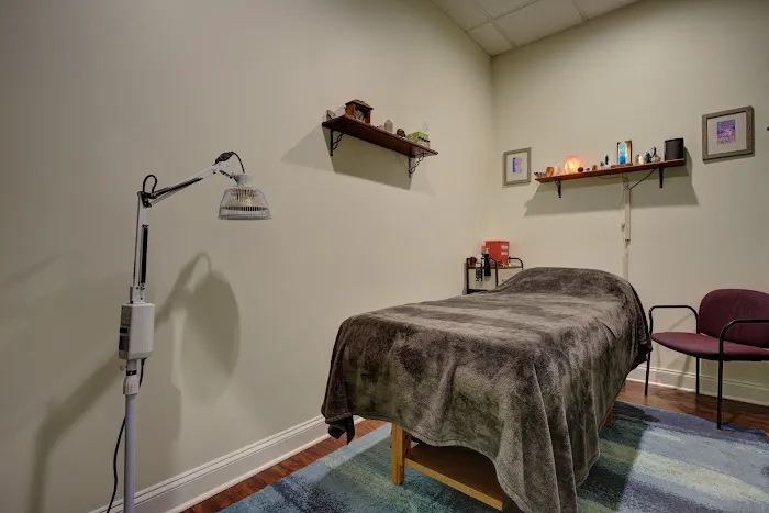 Revive Chiropractic Healing Center Picture 3