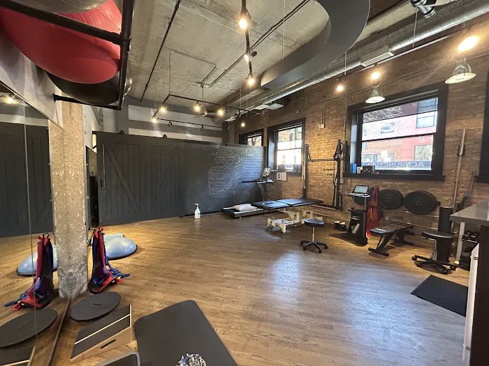 West Loop Spine & Stability Picture 2