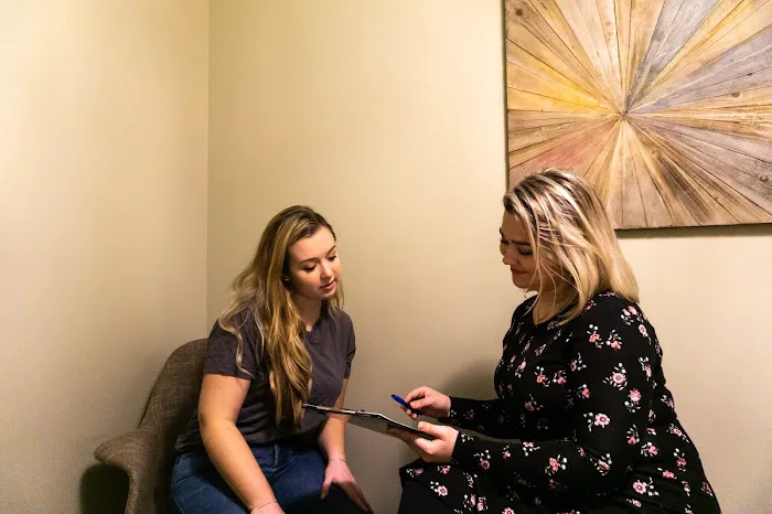 Aligned Modern Health Picture 2