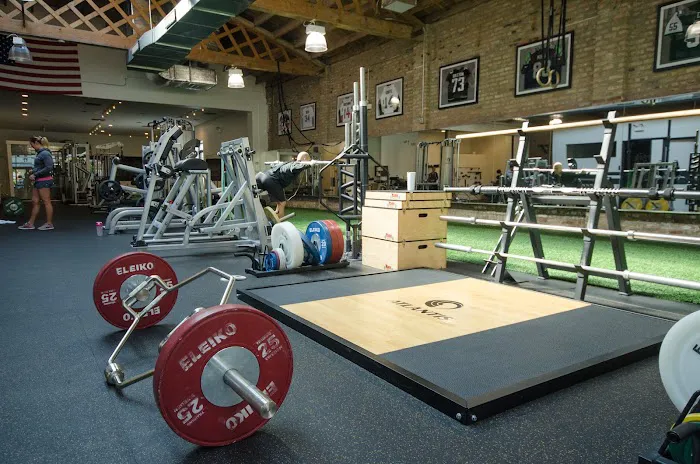 Chicago Chiropractic & Sports Medicine Picture 1