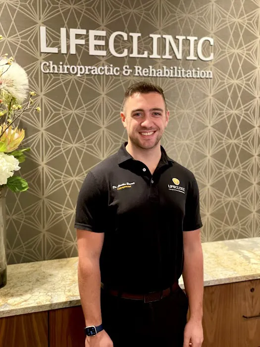 LifeClinic Chiropractic & Rehabilitation - River North One Chicago, IL Picture 3