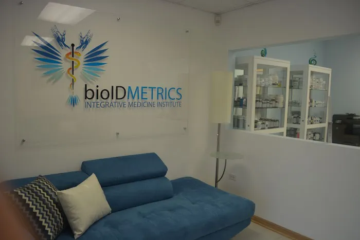 Monica Cisneros, DC Picture 7