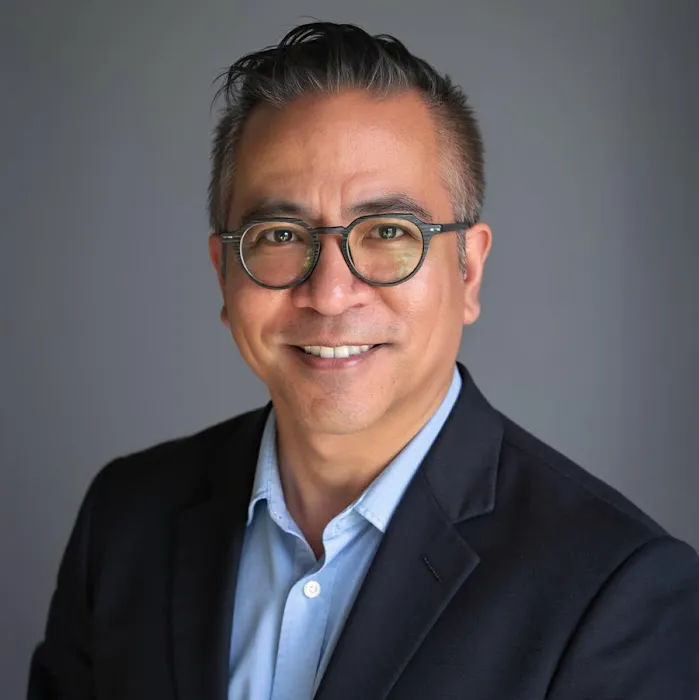 Aligned Modern Health Picture 2