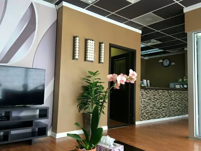 Pain Stop Wicker Park Picture 6