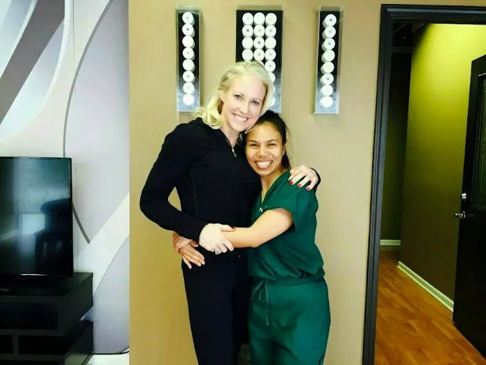 Pain Stop Wicker Park Picture 10